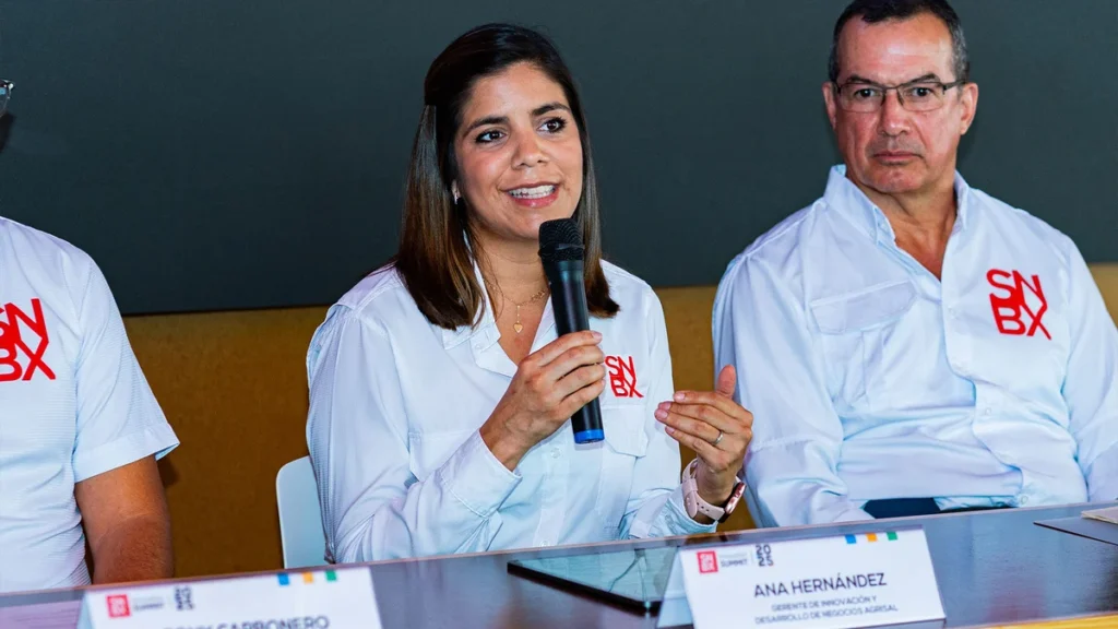 Ana Hernandez, SNBX El Salvador.