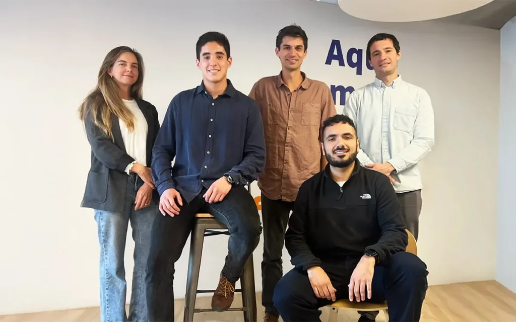 Equipo de Buk y Bemmbo